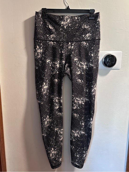 Old Navy Pants - Old Navy Black and White Active Leggings with Speckled Print